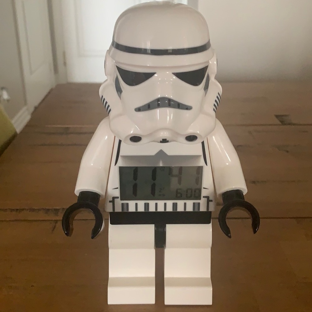 Collectors item Star Wars Lego alarm clock in excellent condition